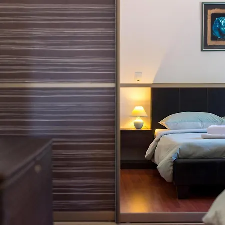 Case de vacanță 3 Bedroom Cozy In Opatija
