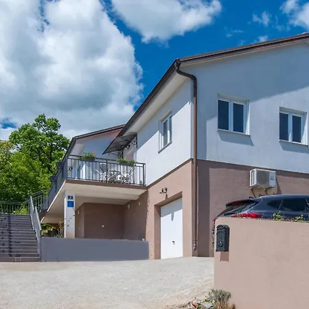 3 Bedroom Cozy In Opatija